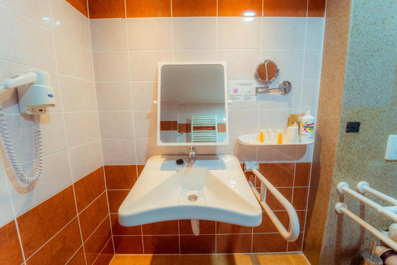 Hotel Perla Slănic-Moldova Eksteriør bilde