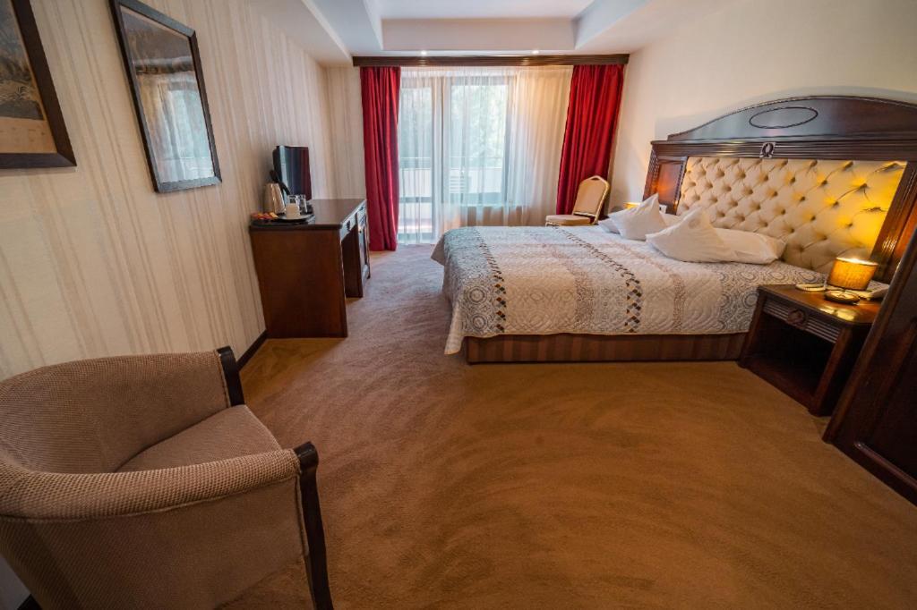 Hotel Perla Slănic-Moldova Eksteriør bilde