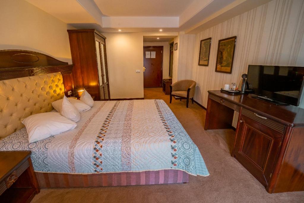 Hotel Perla Slănic-Moldova Eksteriør bilde