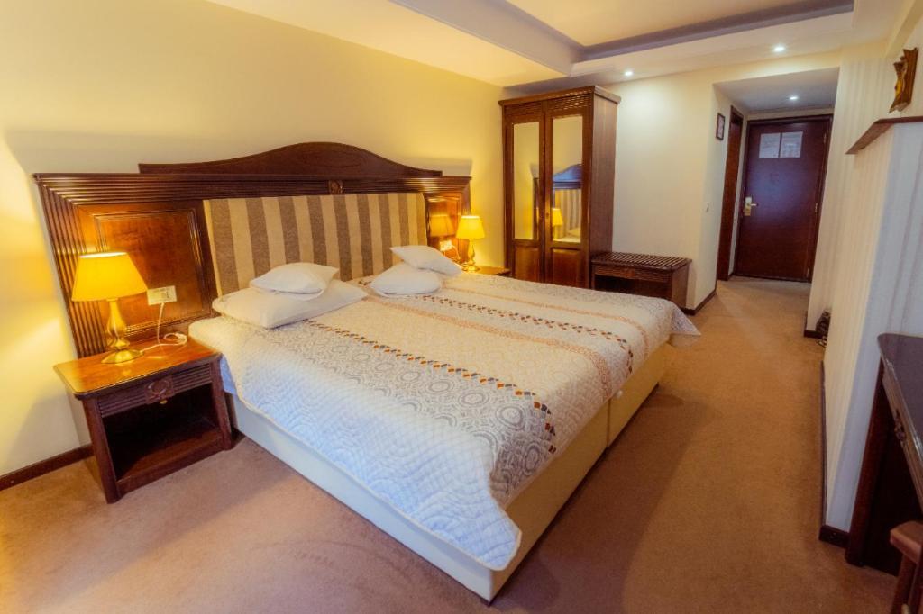 Hotel Perla Slănic-Moldova Eksteriør bilde