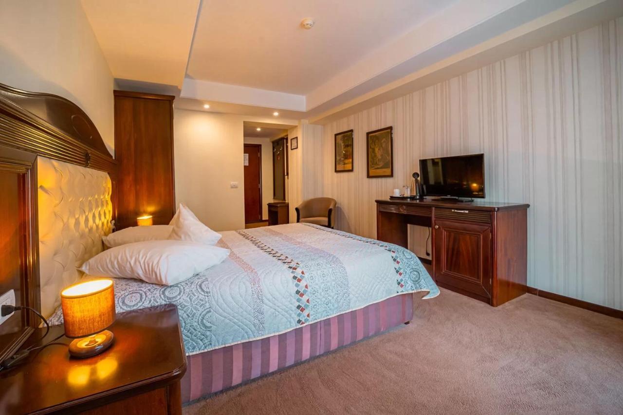 Hotel Perla Slănic-Moldova Eksteriør bilde