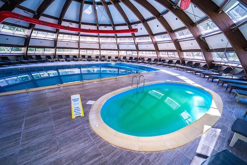 Hotel Perla Slănic-Moldova Eksteriør bilde
