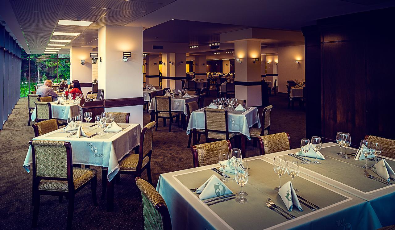 Hotel Perla Slănic-Moldova Eksteriør bilde