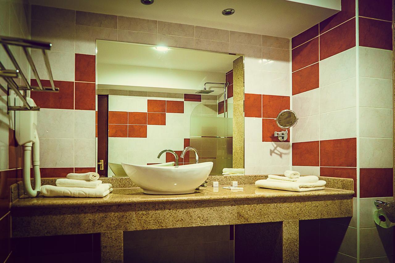 Hotel Perla Slănic-Moldova Eksteriør bilde