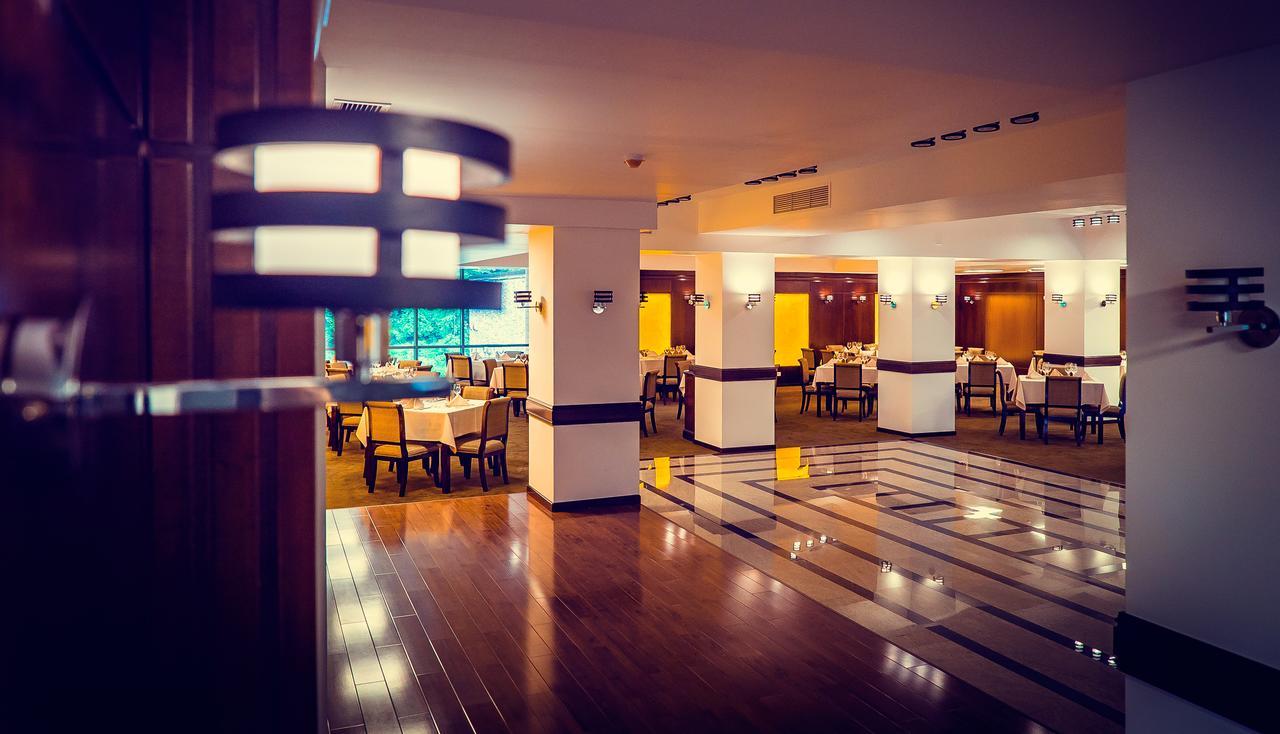 Hotel Perla Slănic-Moldova Eksteriør bilde