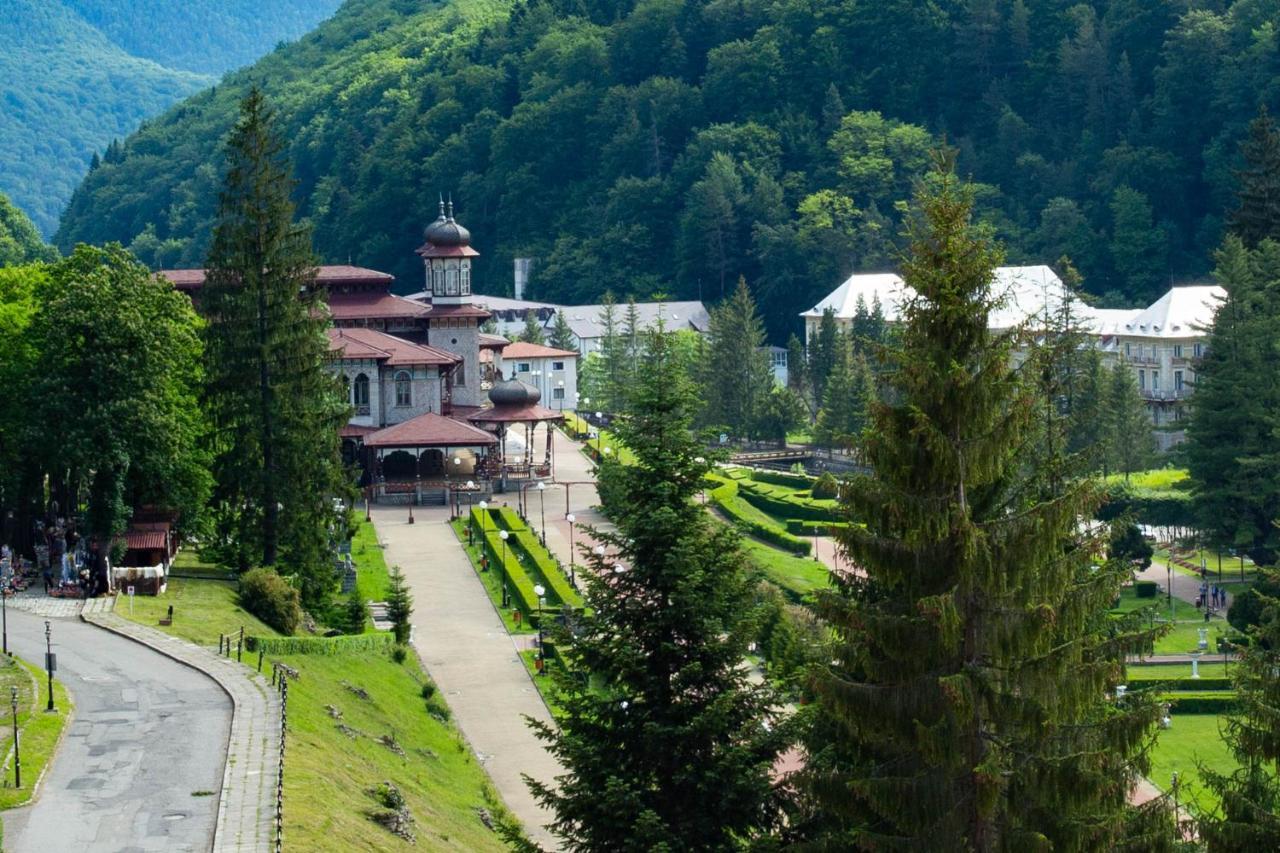 Hotel Perla Slănic-Moldova Eksteriør bilde